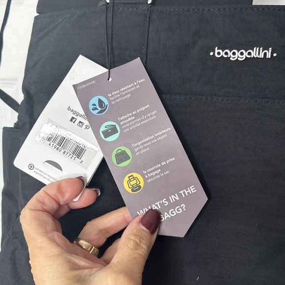 Baggallini East West Tote - Black NWT - Picture 2 of 11